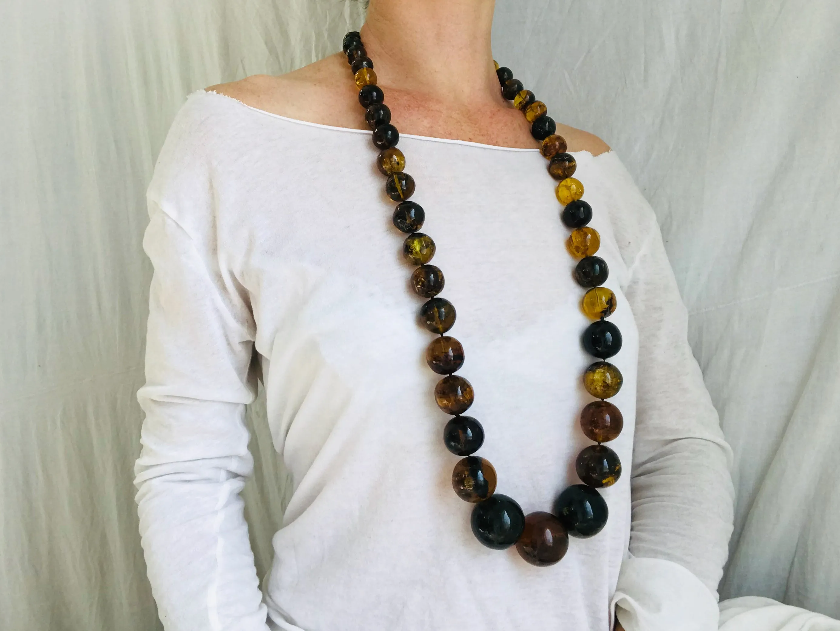 Long Graduated Amber Baroque Necklace. Graduated Sphere. Mexican Amber.