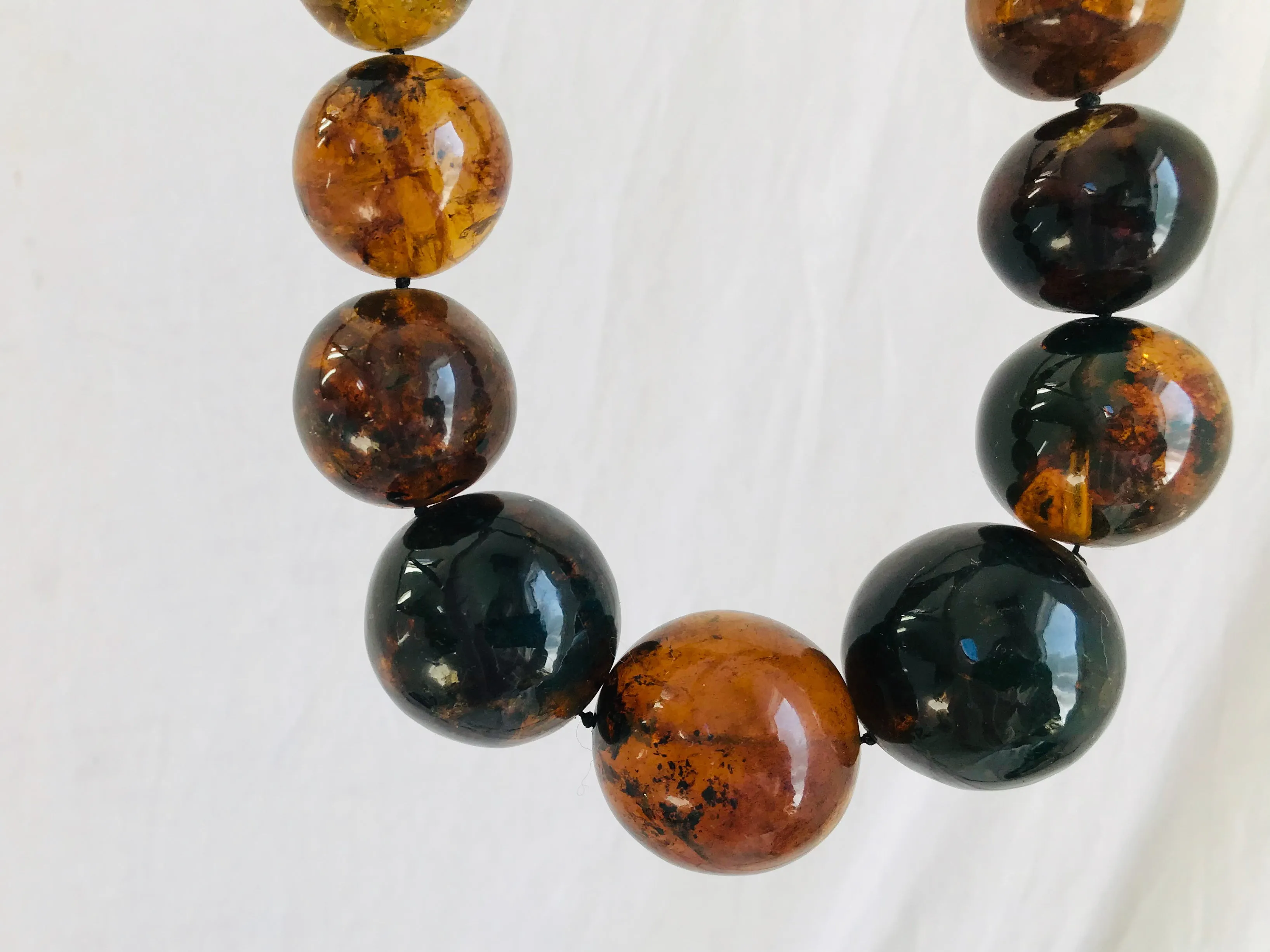 Long Graduated Amber Baroque Necklace. Graduated Sphere. Mexican Amber.