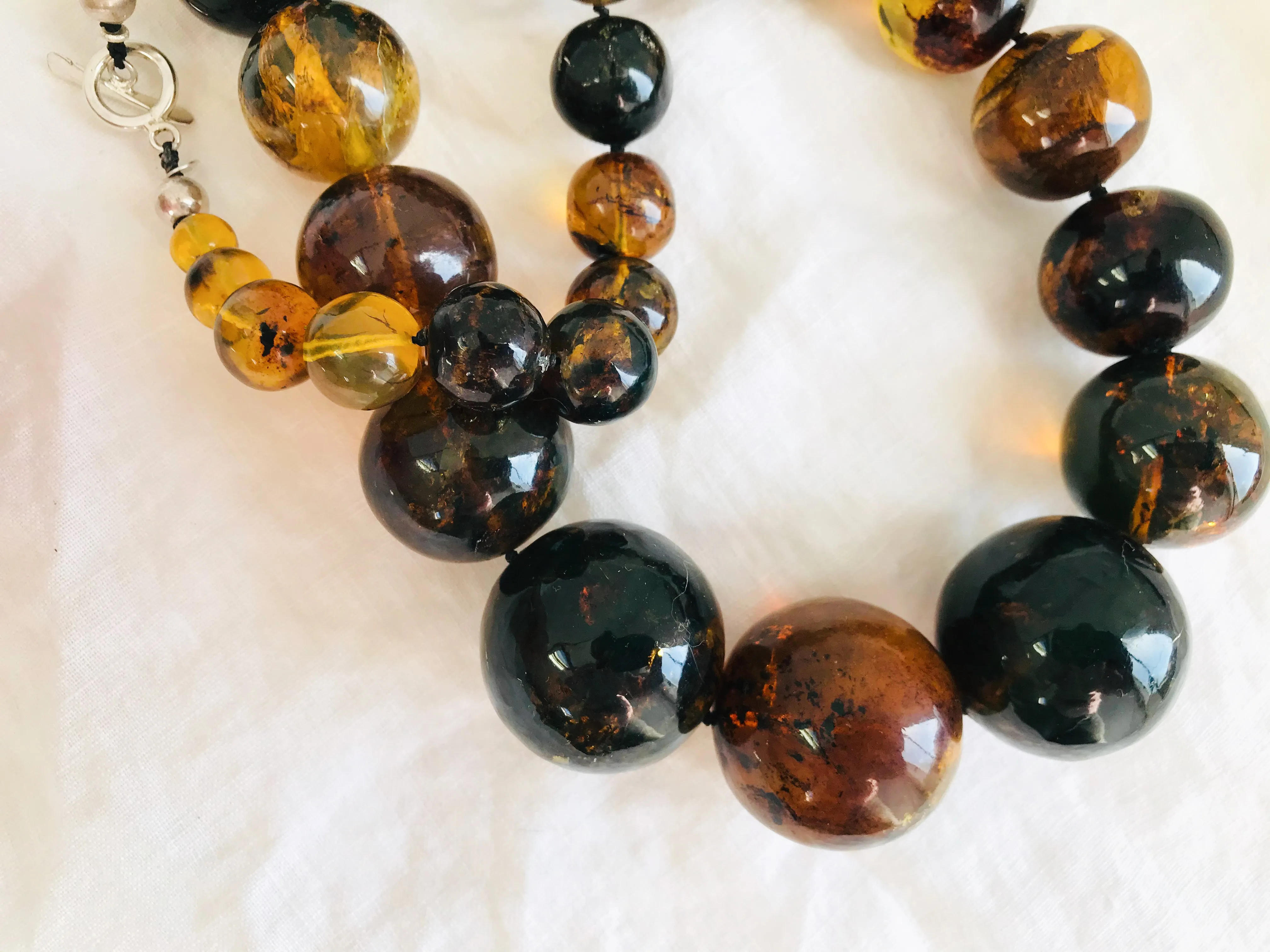 Long Graduated Amber Baroque Necklace. Graduated Sphere. Mexican Amber.